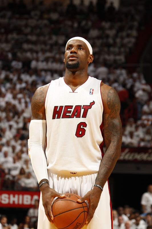 里程碑之战，麦肯尼迎来尤文生涯第200次出场