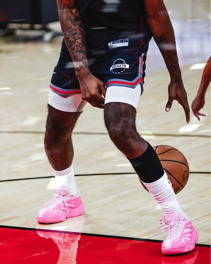 马卡：梅西参观诺坎普引发回归猜测，而美职联支持短期租借