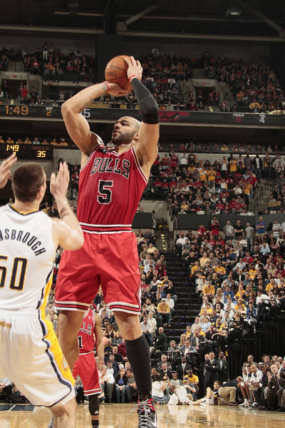 桑德兰主帅勒布里斯否认有意莱比锡前锋奥蓬达：这是假新闻