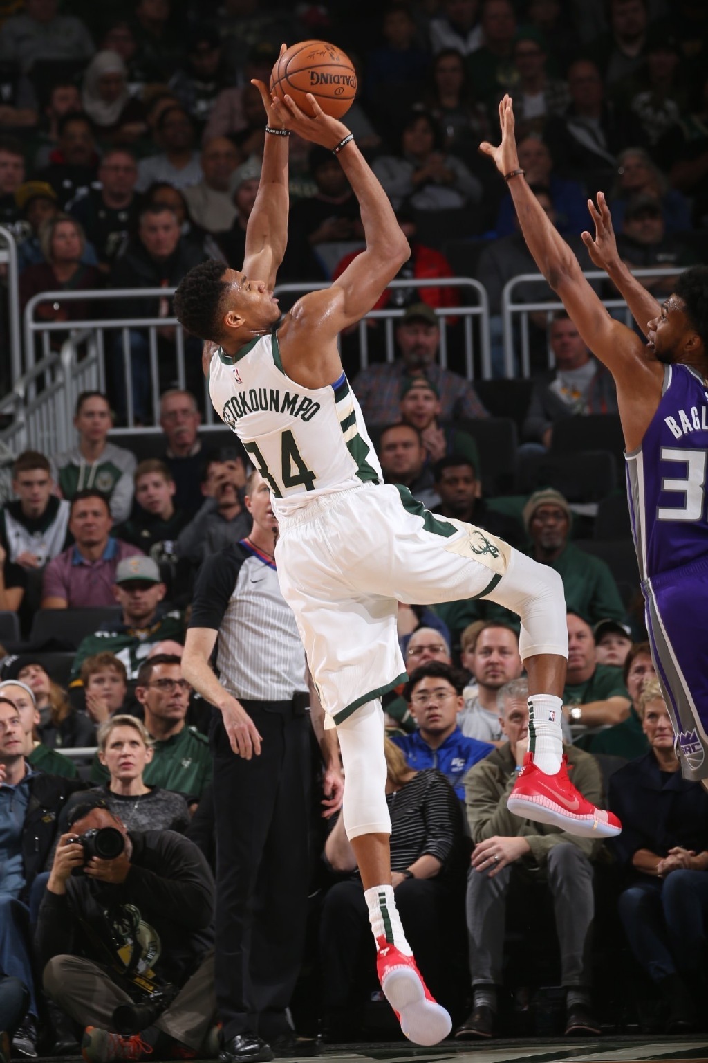 拒绝伊朗足协主席入境，美加墨三国关系微妙，美国政府成为世界杯不安定因素