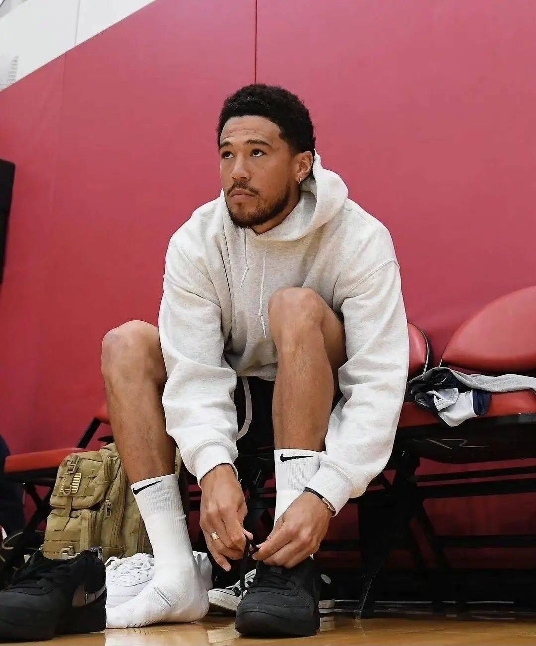 2025中英职业足球青训交流会在海口启幕，李克敏致开幕辞