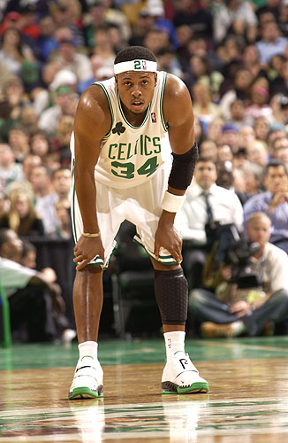 里程碑！威少生涯总抢断数超越艾弗森，升至历史第14