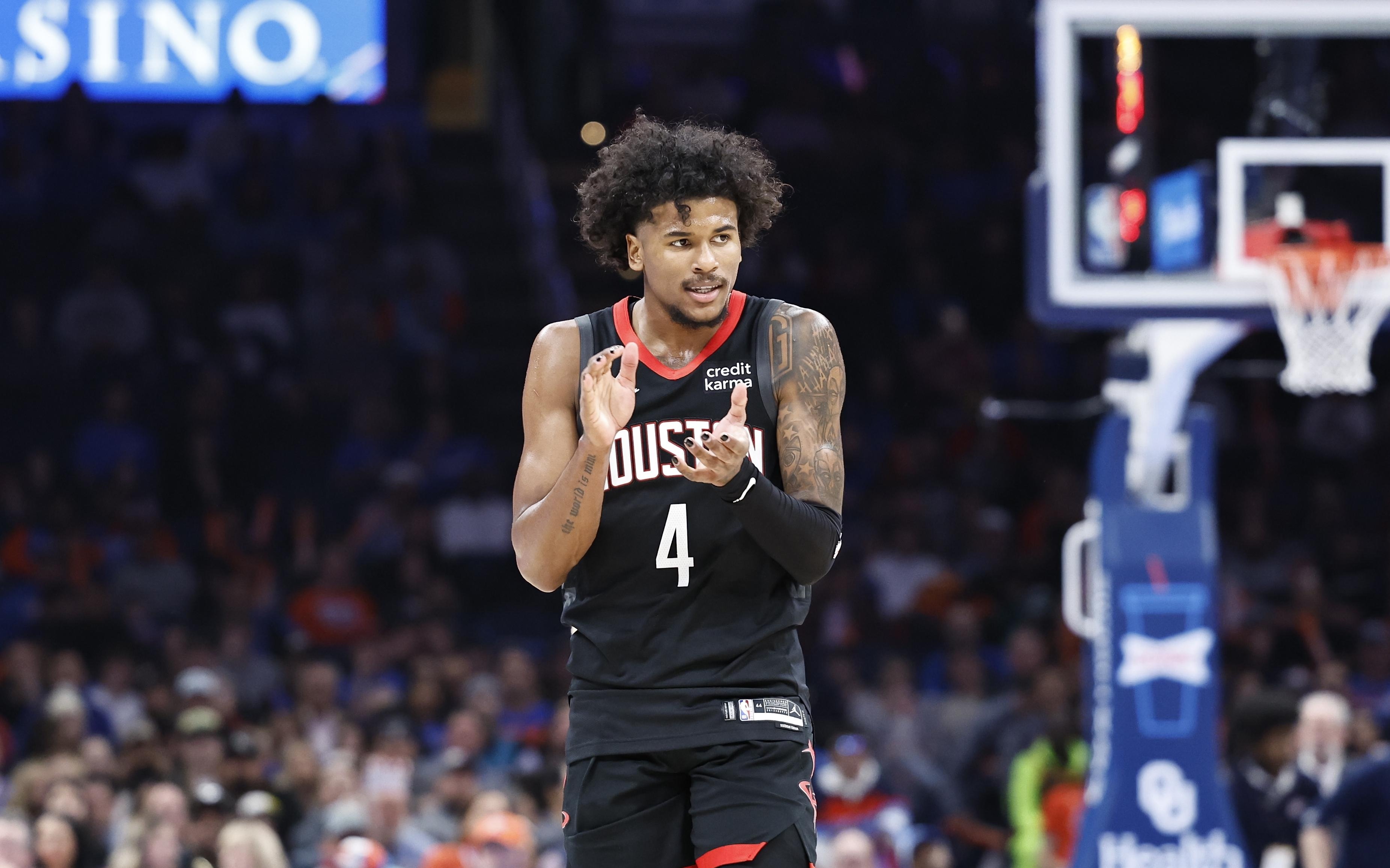 庆祝苏超夺冠，泰州市委书记与泰州队球员合唱《歌唱祖国》