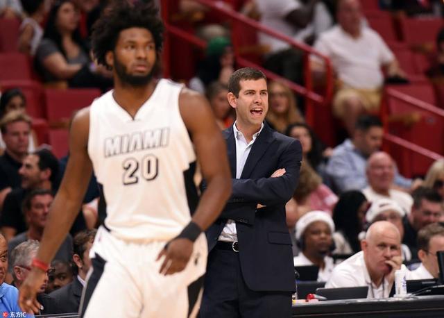 图片报：乌尔比希佩戴特制眼镜与耳罩训练，为了提高专注力