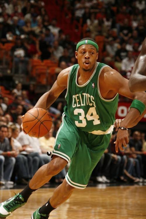 苏州队寇程：李玮锋教练要求很严格，没收了球迷送我的薯片