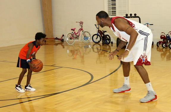 法尔克：尤文和利物浦都询问了明夏免签格纳布里的可能