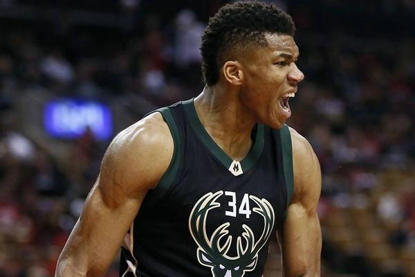 25赛季J联赛最佳颁奖：早川友基MVP，罗德里格斯最佳教练